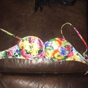 Cute push-up bikini top